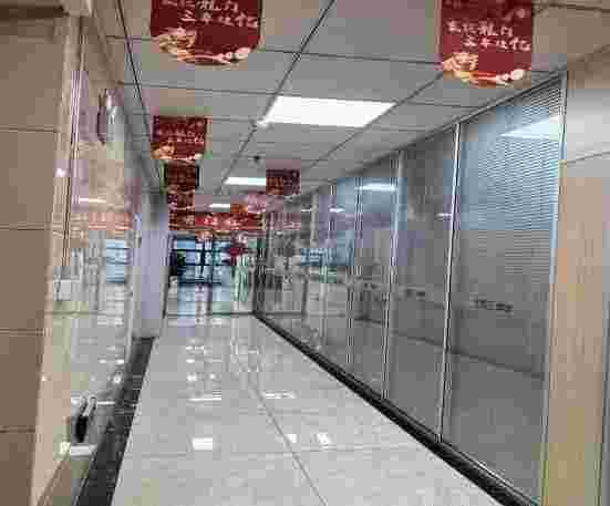 ���������е�λ�ںϷ��Џ]ꖅ^(q��)����·1189̖�����V���Ϸʲ��컯�����������ĿB-1704��B-1705��B-1706��B-1707���k�����خa(ch��n)�M���Ј��rֵ�u��